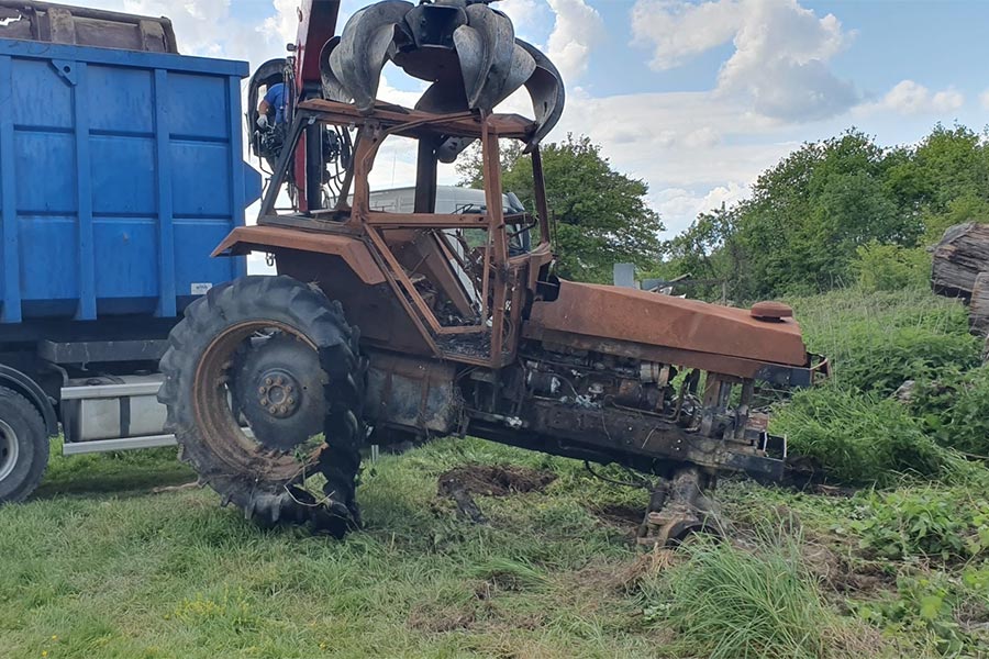 Enlèvement épave tracteur Vienne Recyclage 86